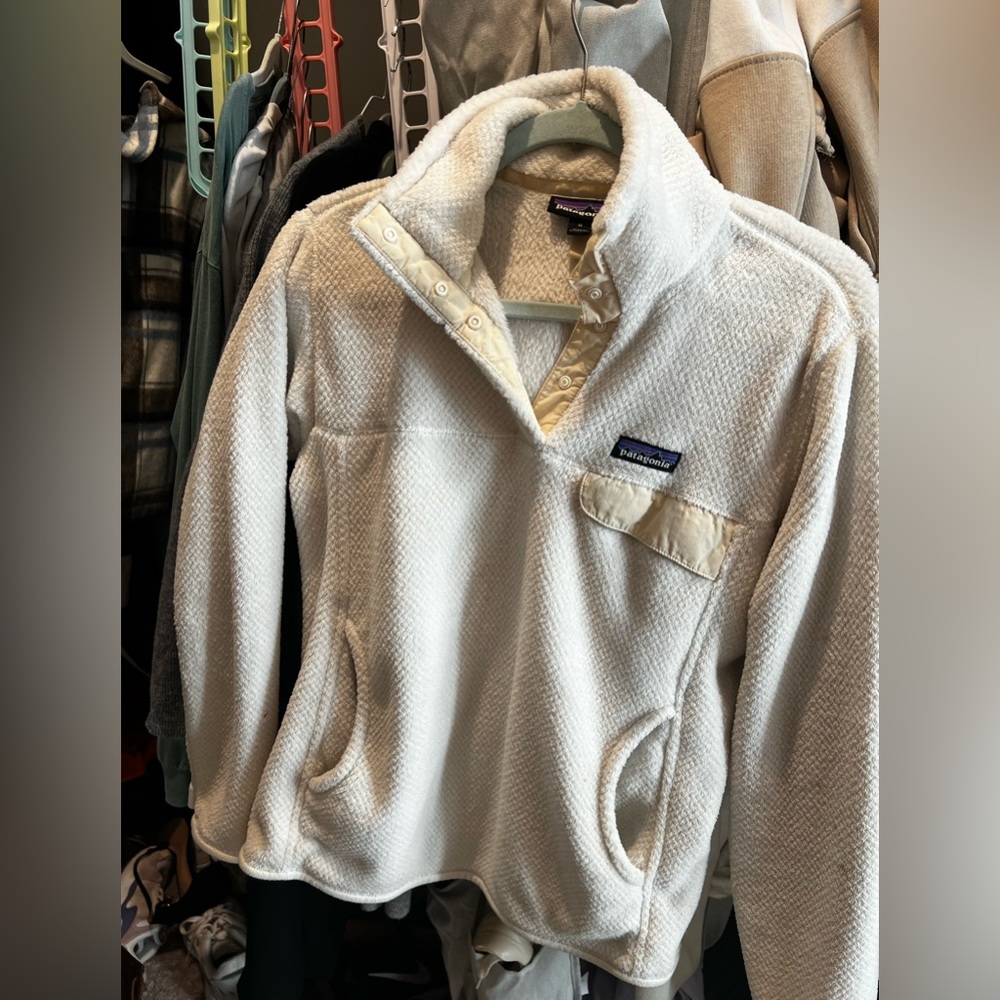 Women’s cream Patagonia